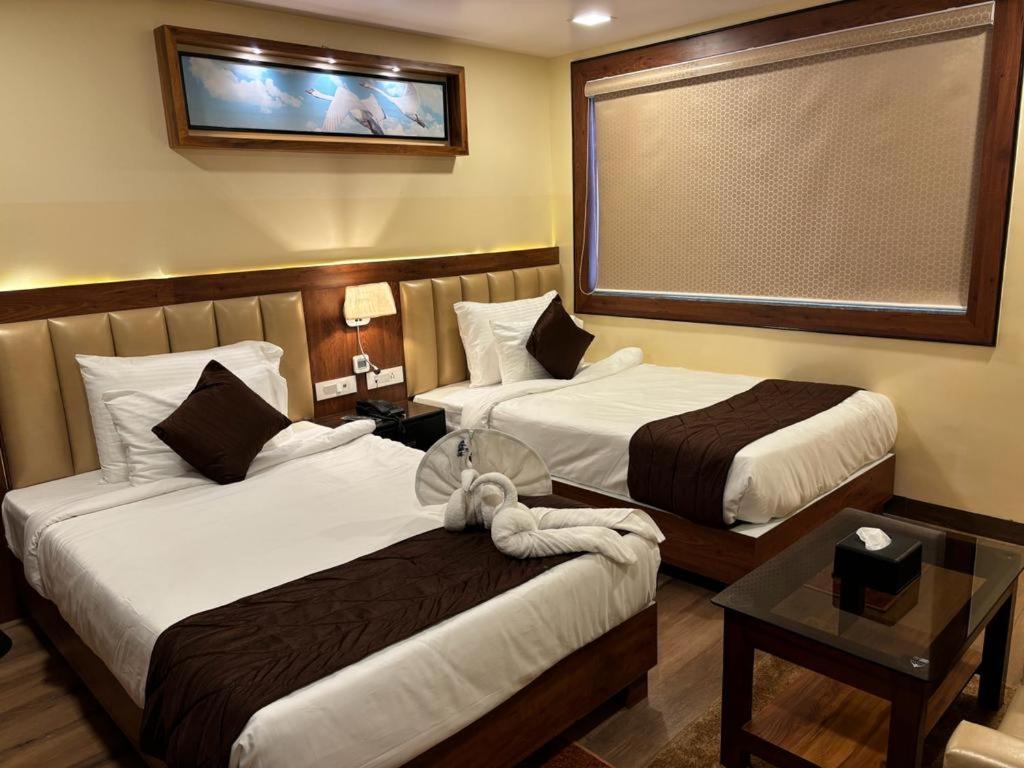 Hotel Golden Orbit Āsansol エクステリア 写真